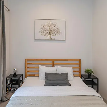 Centre 3bd By Hostlovers *