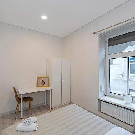 Centre 3bd By Hostlovers *