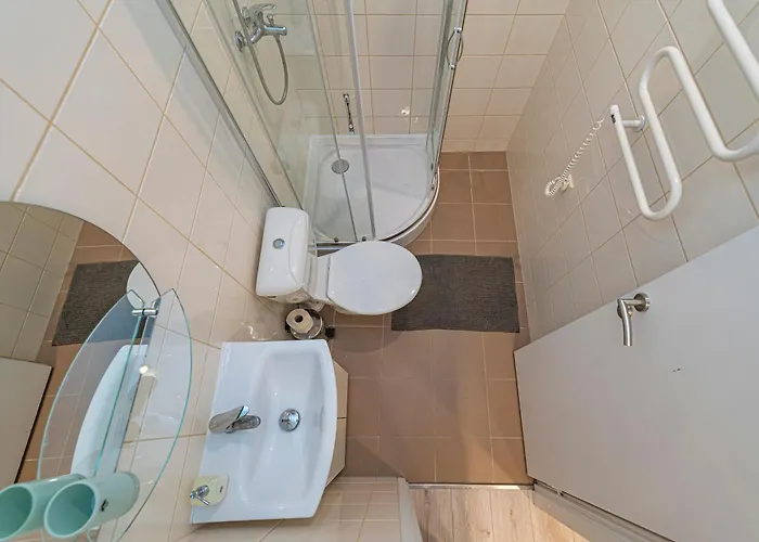 Centre 3bd By Hostlovers Apartman
