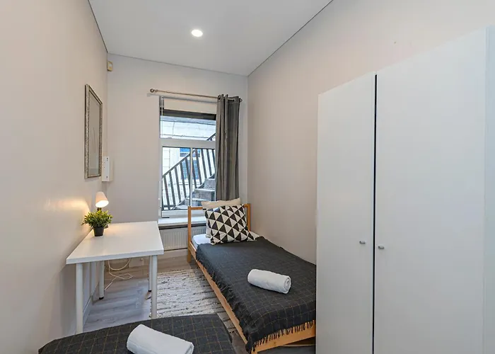 Centre 3bd By Hostlovers *